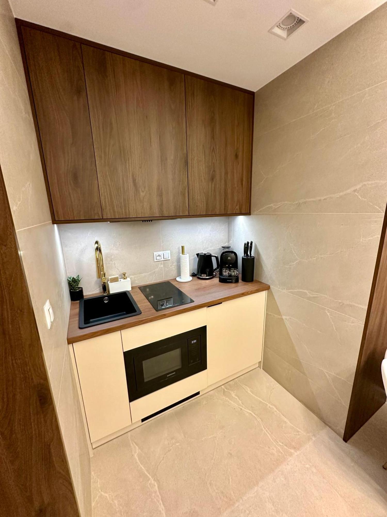 Masarska 8 Vip Apartamenty Jacuzzi Krasków Εξωτερικό φωτογραφία